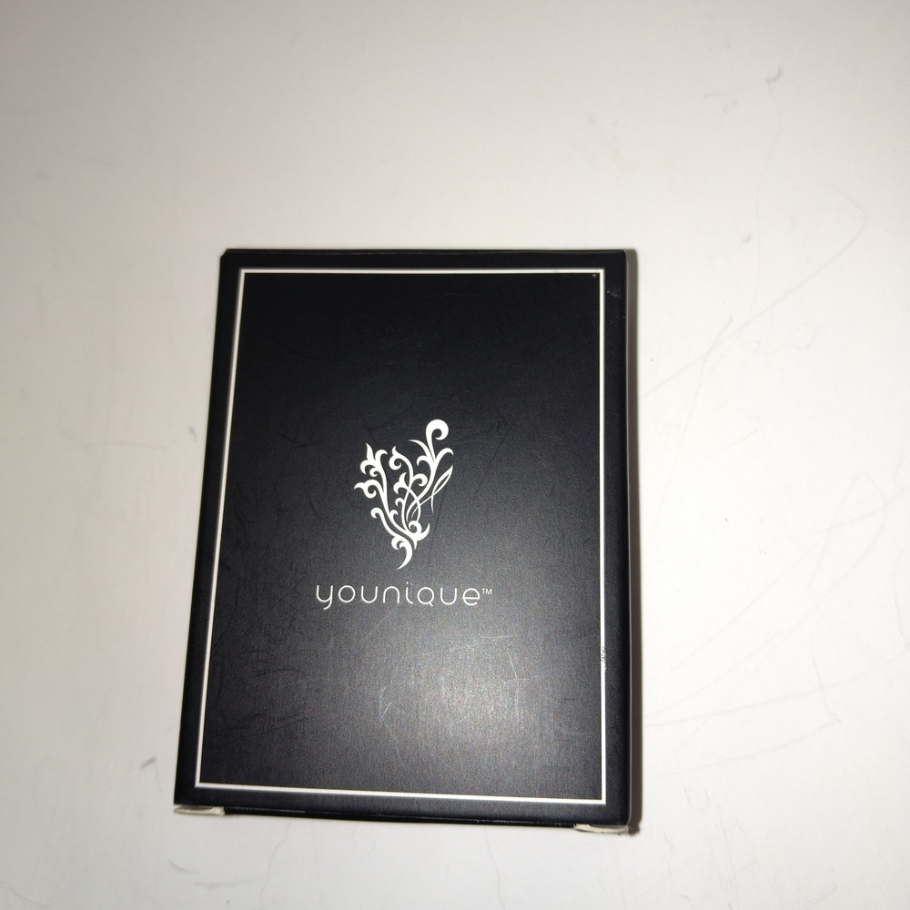New Younique Brand Silver Vintage-Inspired Perfume Bottle Necklace - Very Heavy - Picture 11 of 12